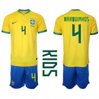 Koszulka piłkarska Brazylia Marquinhos #4 Strój Domowy dla dzieci MŚ 2022 tanio Krótki Rękaw (+ Krótkie spodenki)